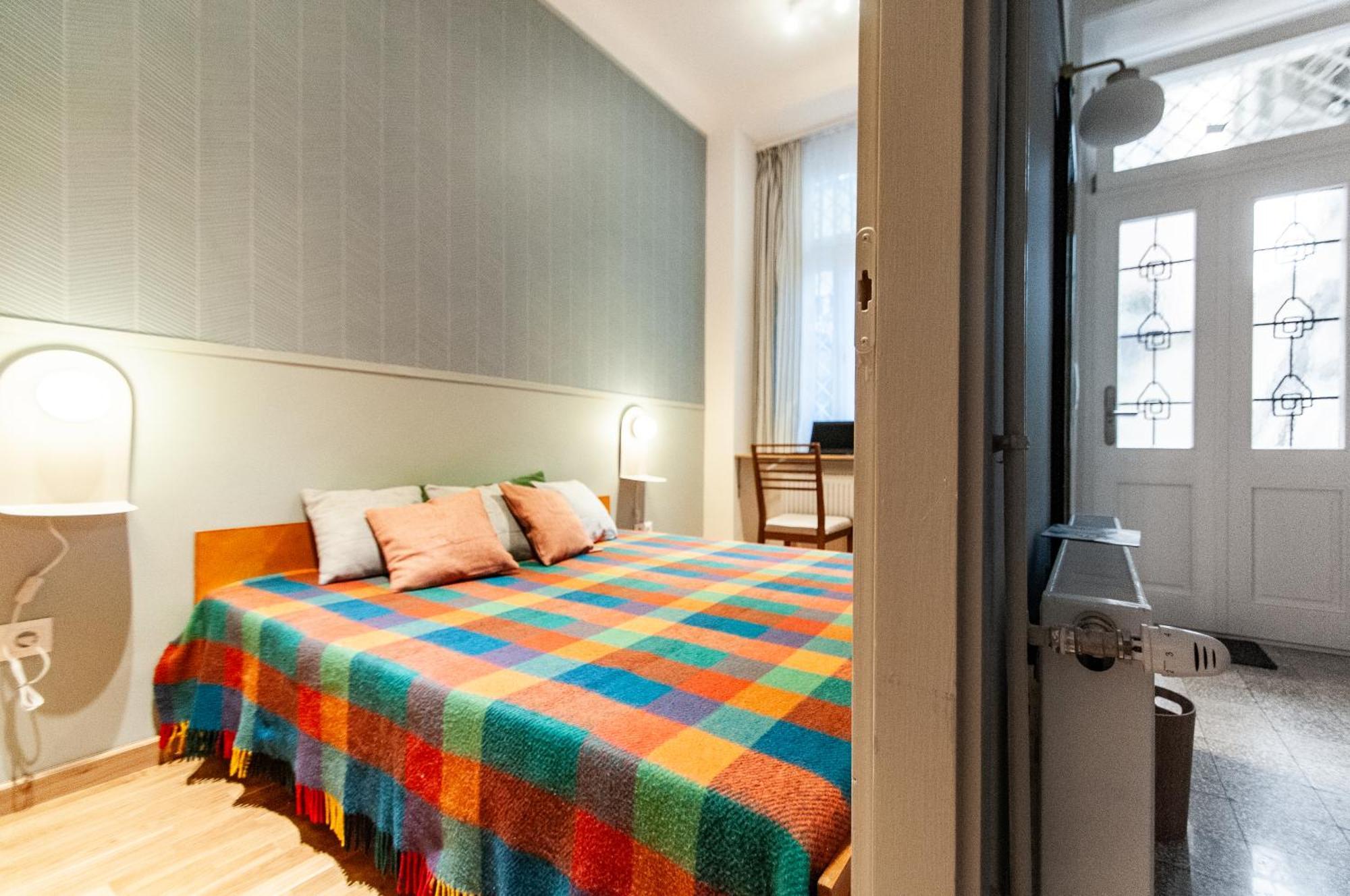 Spacious Family Along River Side, In The Heart Of Buda Apartment *