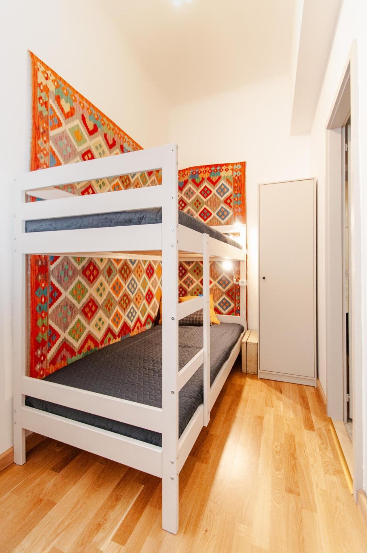 Spacious Family Along River Side, In The Heart Of Buda Apartment *